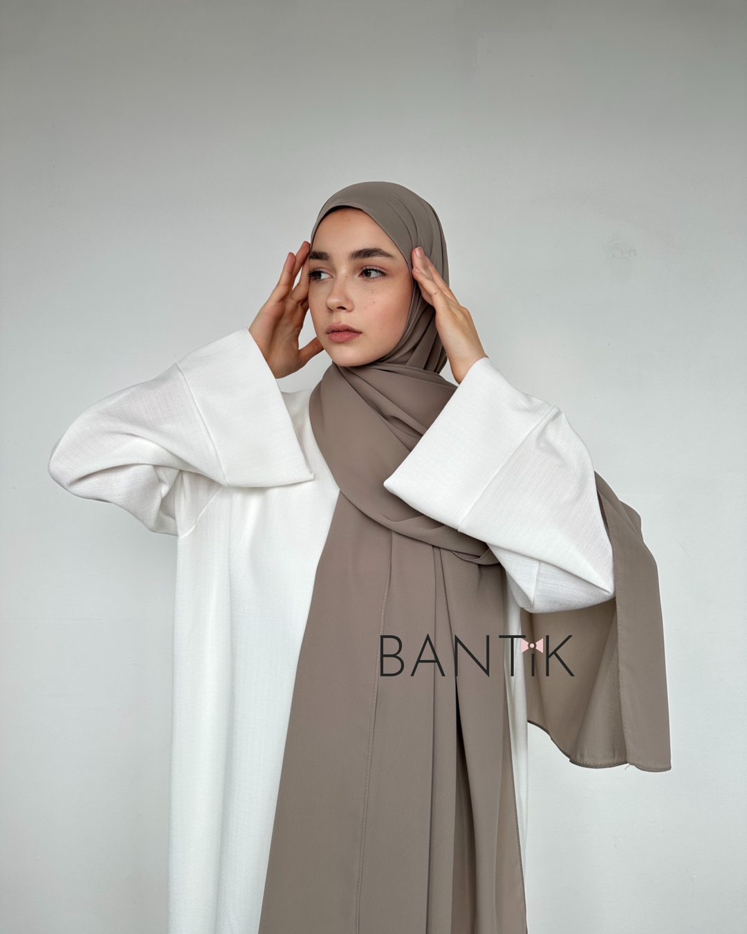 Hijab écharpe châle voile soie de MÈDINE BANTIK