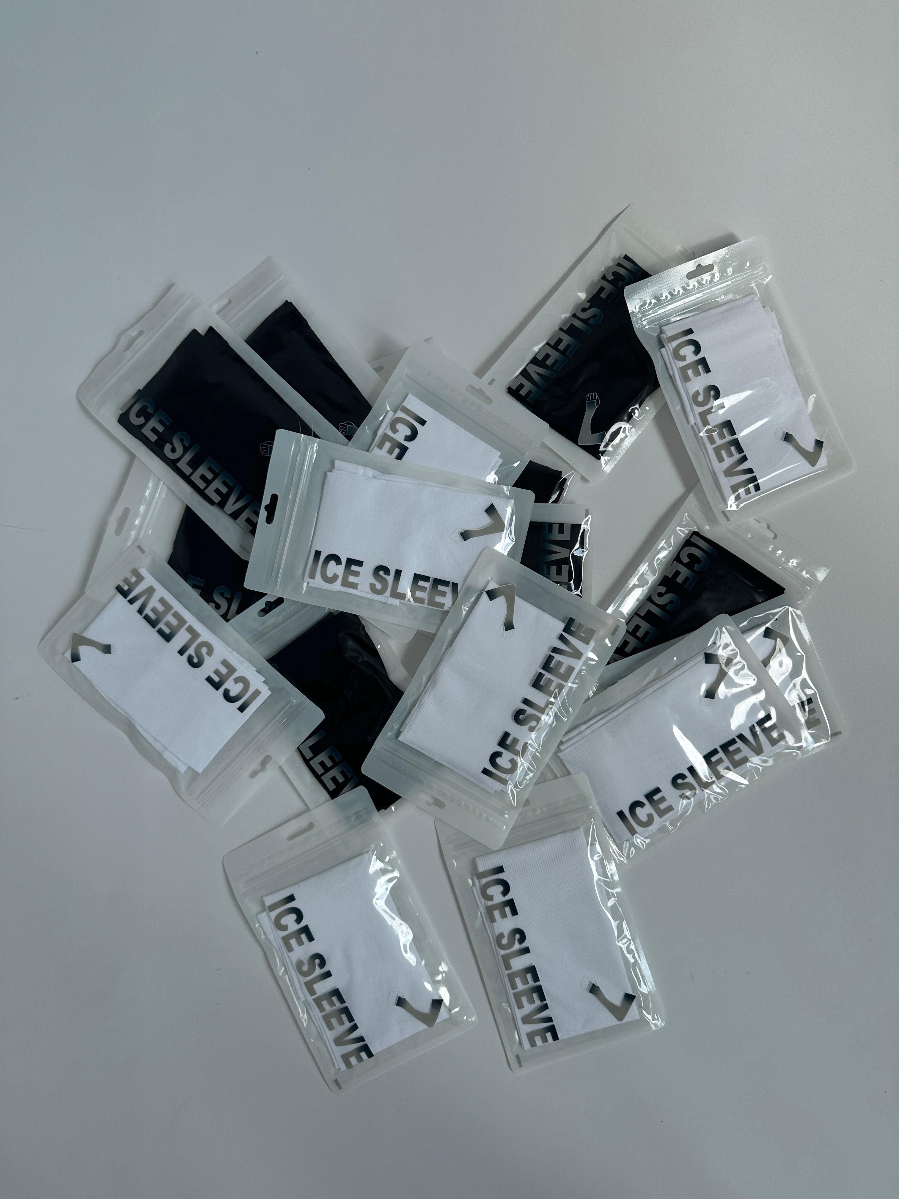 manches sous abaya
• manches de maintien hijab
• manches longues pour abaya
• protection avant-bras abaya
• accessoires pour femmes voilées
• manches invisibles abaya
• tenue pudique femme musulmane
• modest fashion France
• vêtements musulmans femme
• manches blanches sous kimono