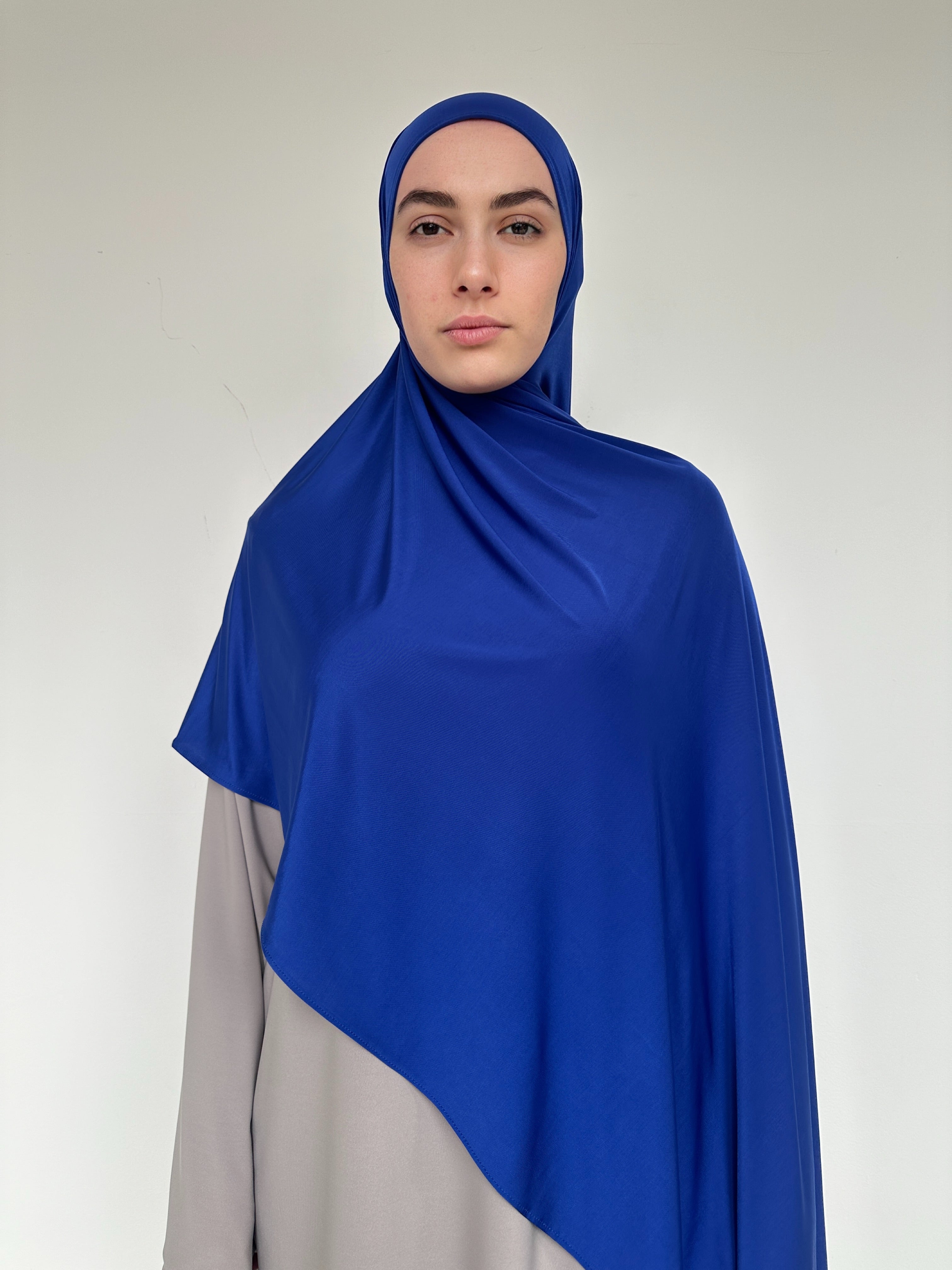 Hijab Jersey Liquid bleu royal intense, tissu fluide et chic xxl