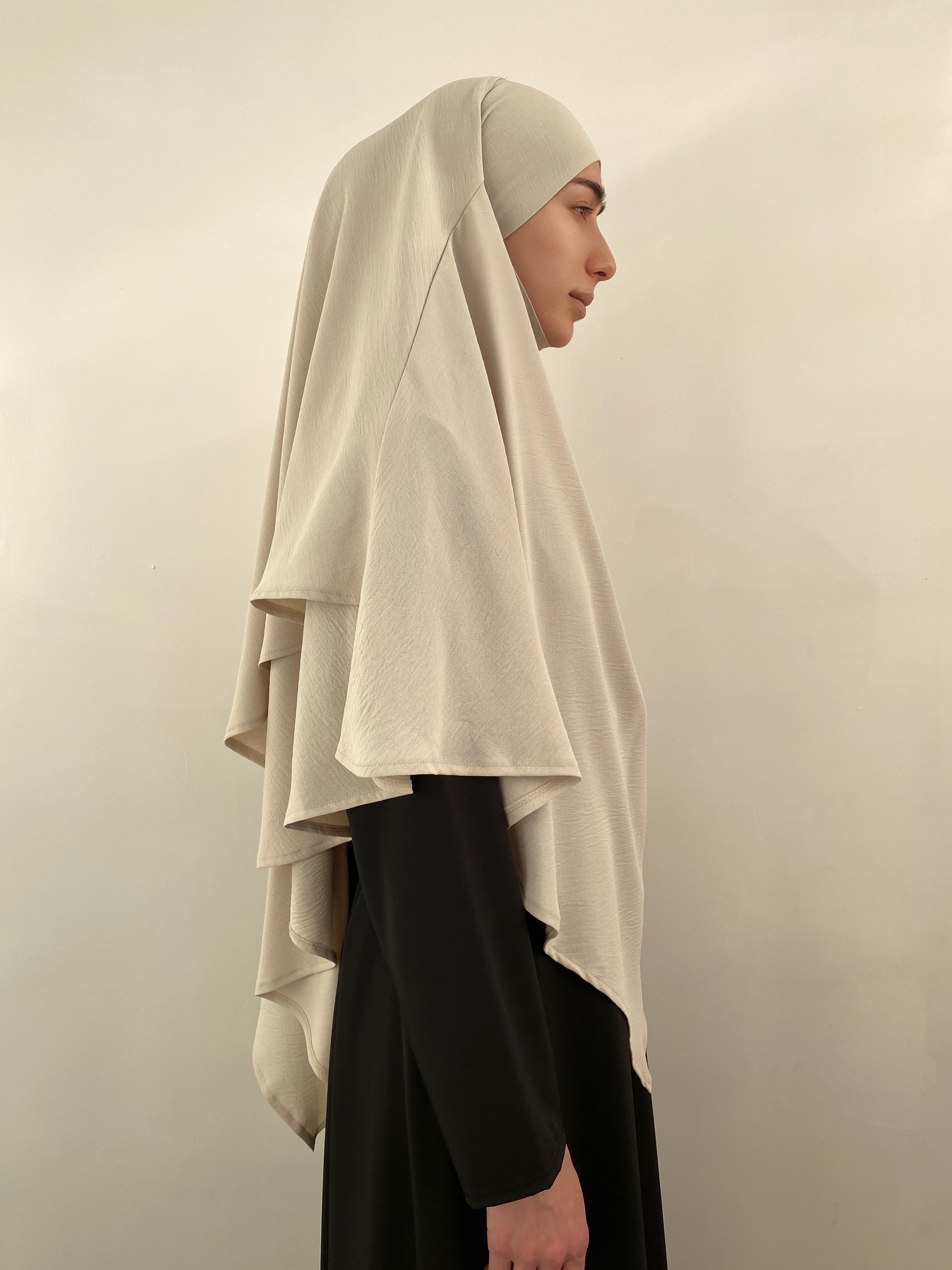 Khimar pour femme Musulmane, khimar pas cher, khimar blanc cassé deux voiles, khimar 2 voiles.